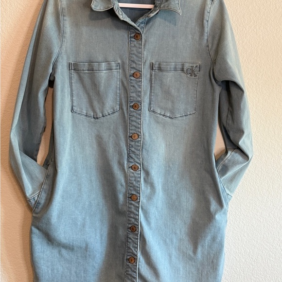 🌟 Calvin Klein Jeans Chambray Denim Shirt Dress Women’s Large 🩵 Long Sleeves - Picture 1 of 16
